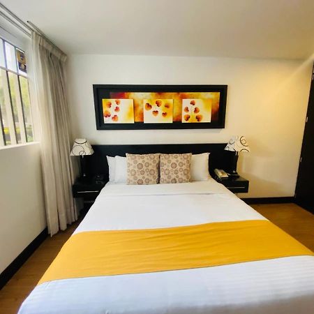Hotel Marbella Chico Bogota Bagian luar foto