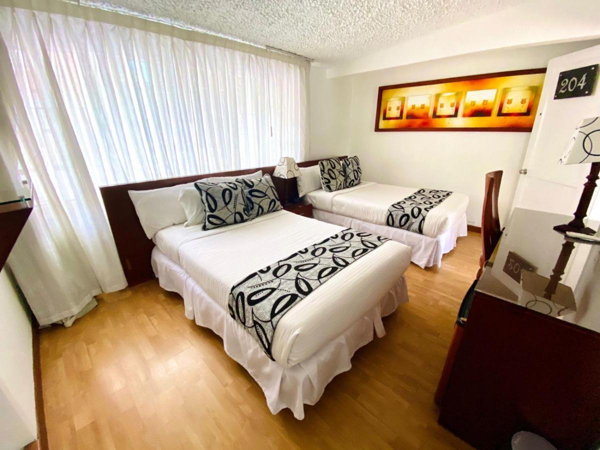 Hotel Marbella Chico Bogota Bagian luar foto