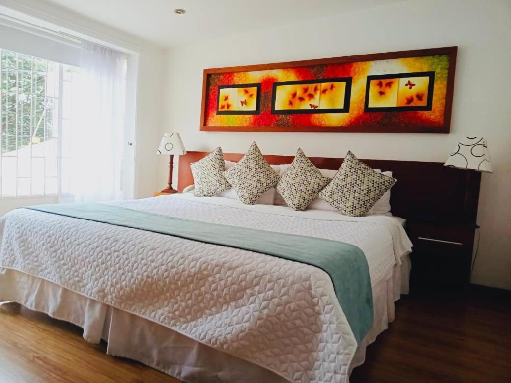 Hotel Marbella Chico Bogota Bagian luar foto