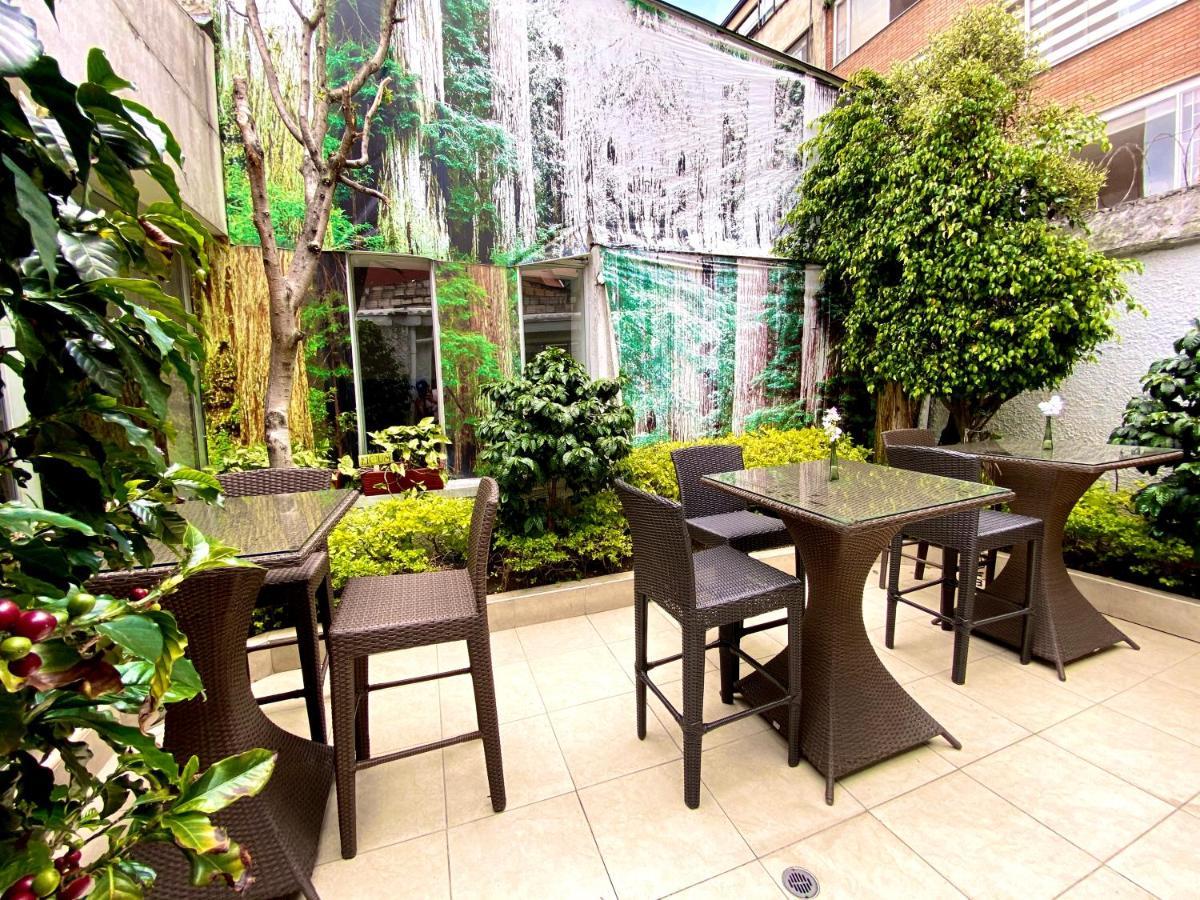 Hotel Marbella Chico Bogota Bagian luar foto