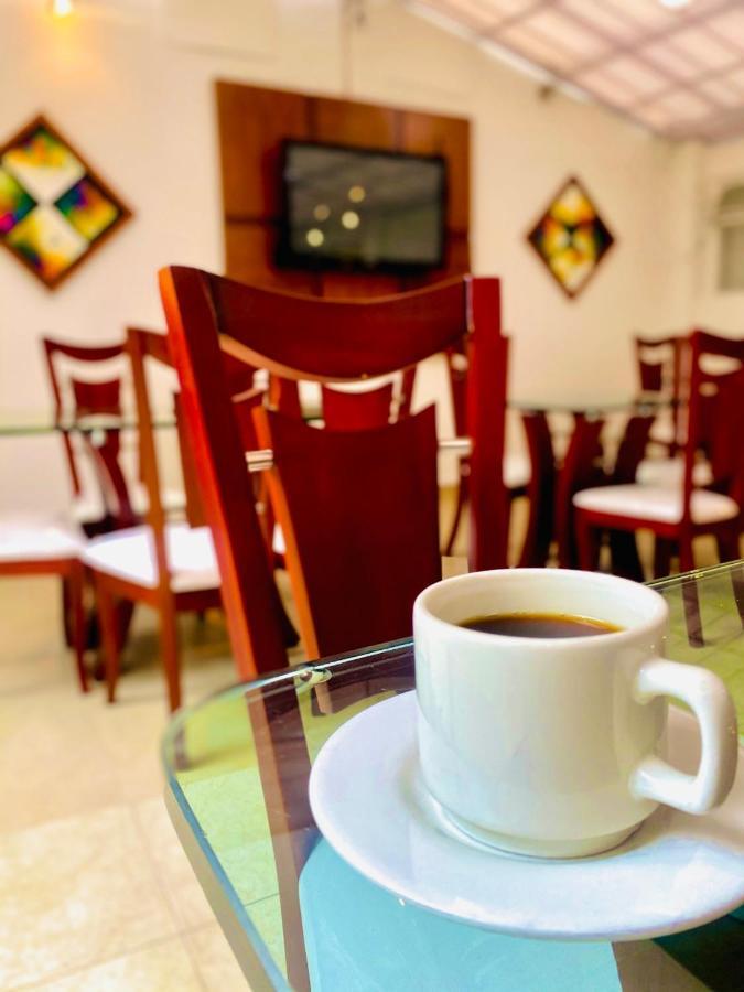 Hotel Marbella Chico Bogota Bagian luar foto