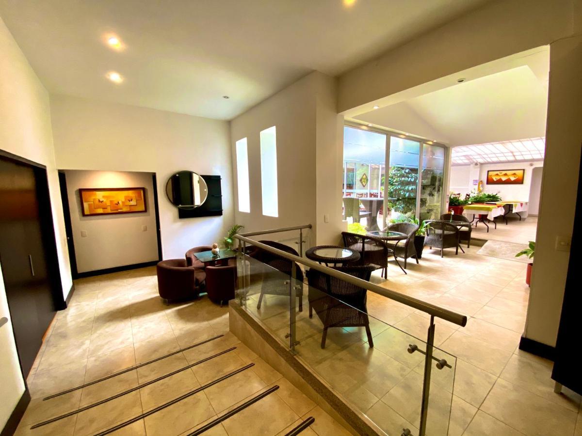 Hotel Marbella Chico Bogota Bagian luar foto