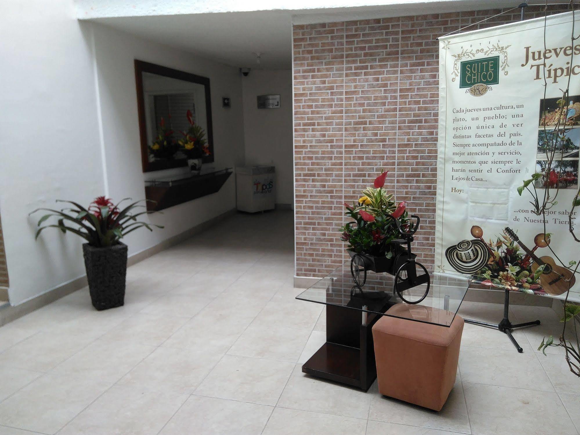 Hotel Marbella Chico Bogota Bagian luar foto